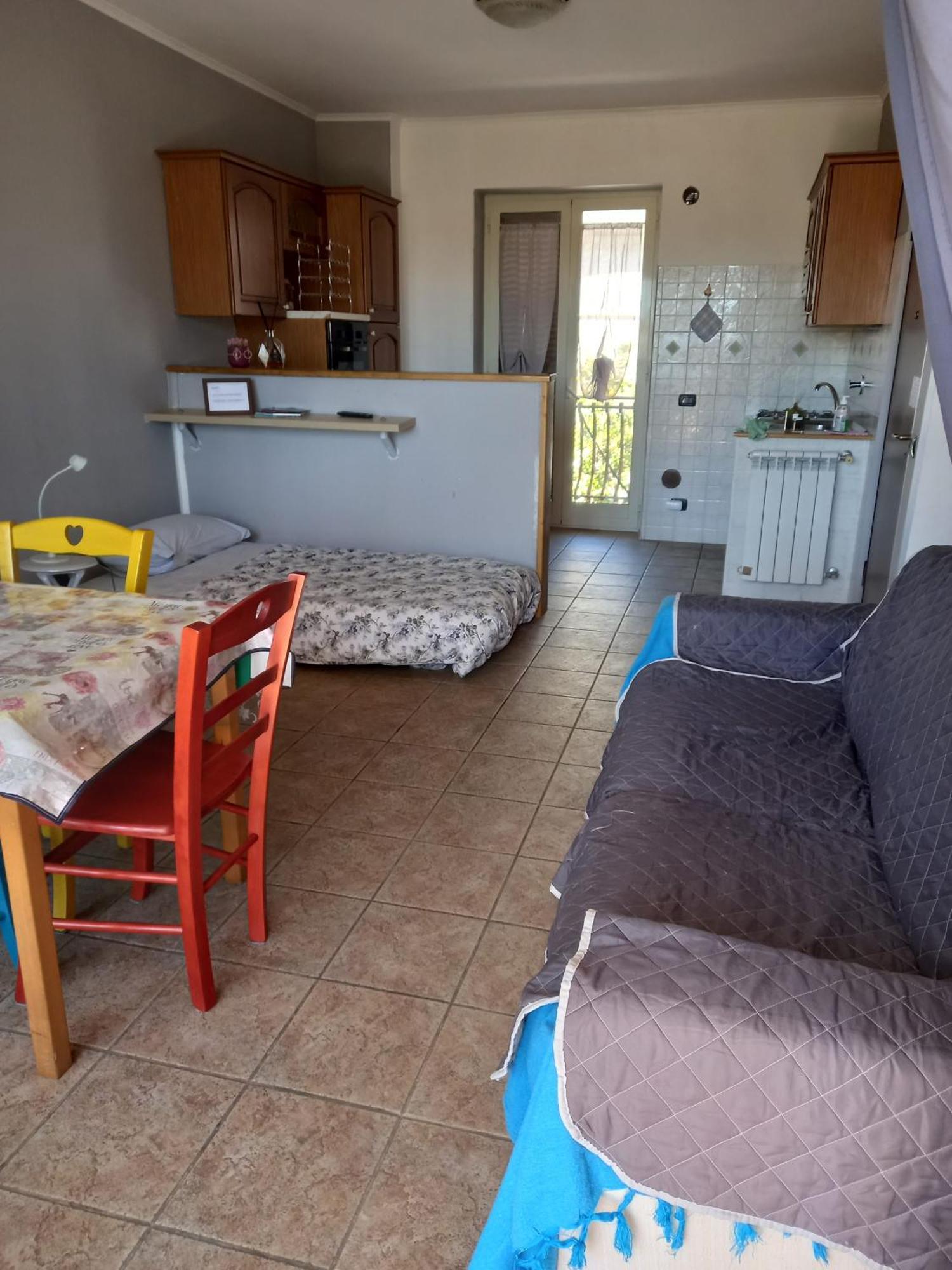 A Santy'S House 1Piano-No Lift-Shuttle A Pagamento-Raggiungibile A Piedi Aeroporto-Fermata Bus Fiera Di Roma A 3 Minuti-Air Condiz Ed Extra Bed For A Fee A Pagamento Apartment Fiumicino Bagian luar foto